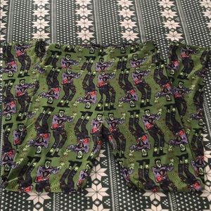 Lularoe monster leggings. One size.